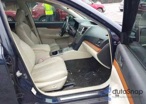 2013 Subaru Outback 2.5I Limited из США, поврежденный, VIN 4S4BRBKC9D3325554